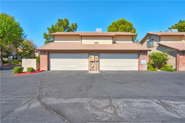 $1,800 | 3280 Dayflower Street, Unit 1, Las Vegas, NV 89121