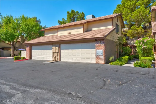 $1,800 | 3280 Dayflower Street, Unit 1, Las Vegas, NV 89121