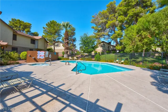 $1,800 | 3280 Dayflower Street, Unit 1, Las Vegas, NV 89121