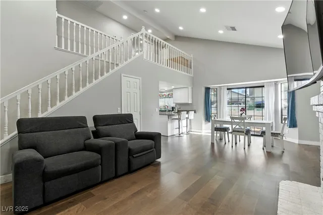 $1,800 | 3280 Dayflower Street, Unit 1, Las Vegas, NV 89121