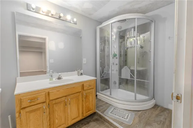 $319,900 | 2500 Twin Oaks Drive, Harrisonville, MO 64701