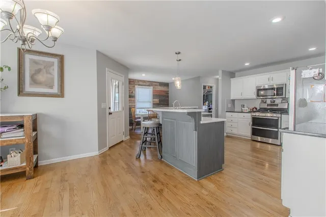 $319,900 | 2500 Twin Oaks Drive, Harrisonville, MO 64701