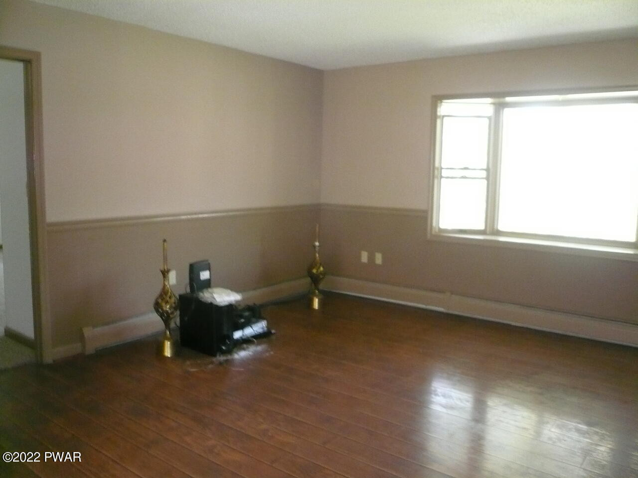 145 Hickory Road Dingmans Ferry, PA 18328 - Photo 11 of 13 LR