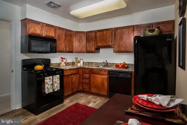 $2,282 | 6 Knoll Ridge Court, Unit 1432, Baltimore, MD 21210