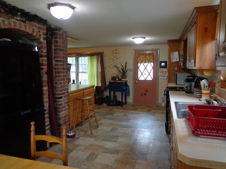 51 Church Street Lincoln, NH 03251 - Photo 7 of 23