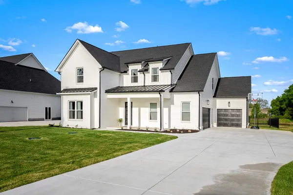 $760,000 | 520 Gresham Lane, Murfreesboro, TN 37129