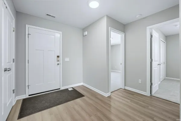 $308,700 | 568 Lago Court, Fort Wayne, IN 46818