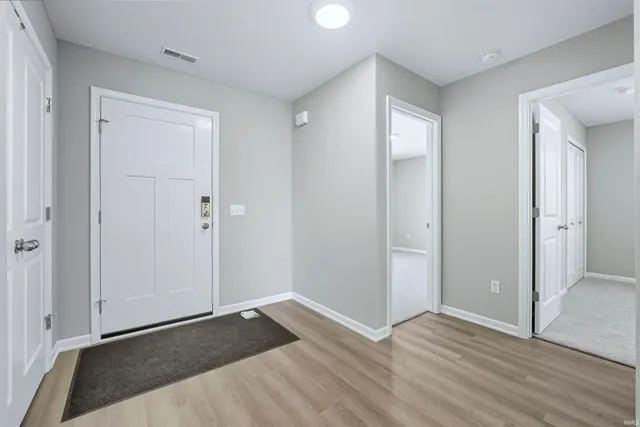 $308,700 | 568 Lago Court, Fort Wayne, IN 46818