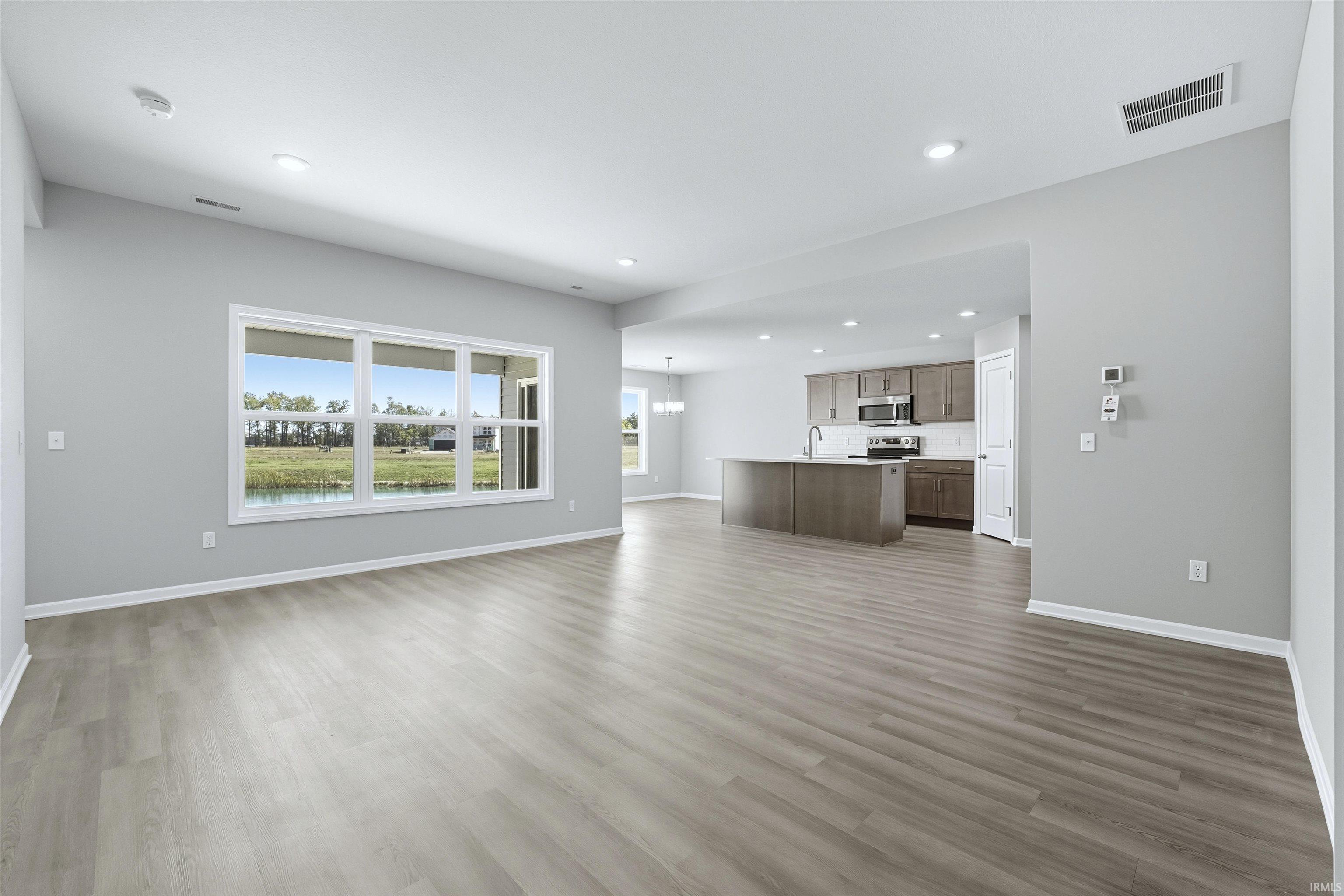 568 Lago Court Fort Wayne, IN 46818 - Photo 5 of 18