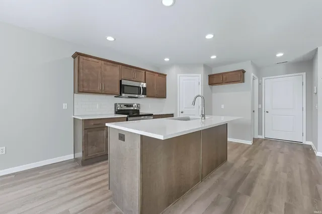 $308,700 | 568 Lago Court, Fort Wayne, IN 46818