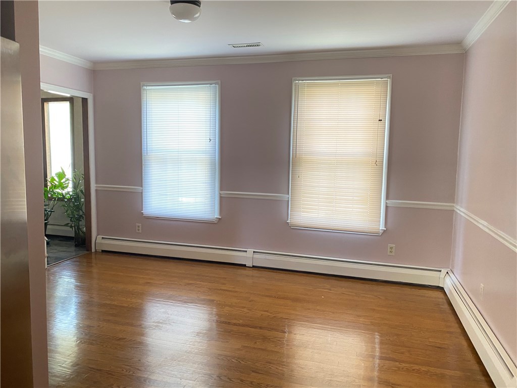 446 Budlong Road Cranston, RI 02920 - Photo 12 of 32