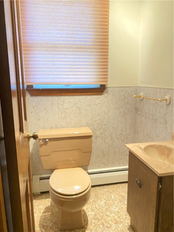 446 Budlong Road Cranston, RI 02920 - Photo 28 of 32