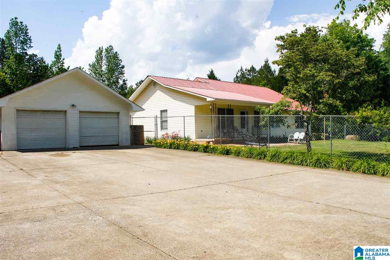 1075 Harold Boozer Road Jacksonville, AL 36265 - Photo 3 of 46