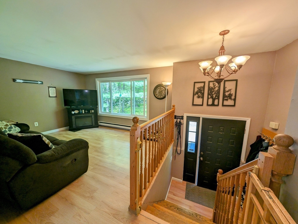 182 Ramshorn Road Charlton, MA 01507 - Photo 23 of 41