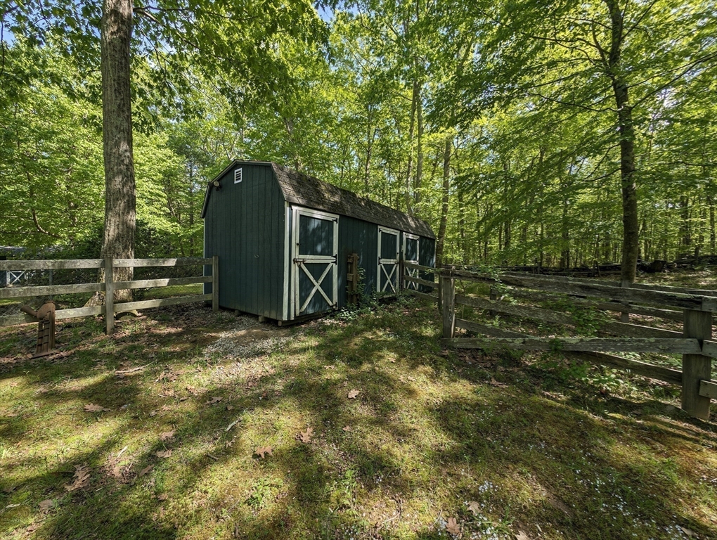 182 Ramshorn Road Charlton, MA 01507 - Photo 36 of 41