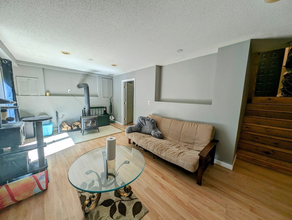 182 Ramshorn Road Charlton, MA 01507 - Photo 9 of 41