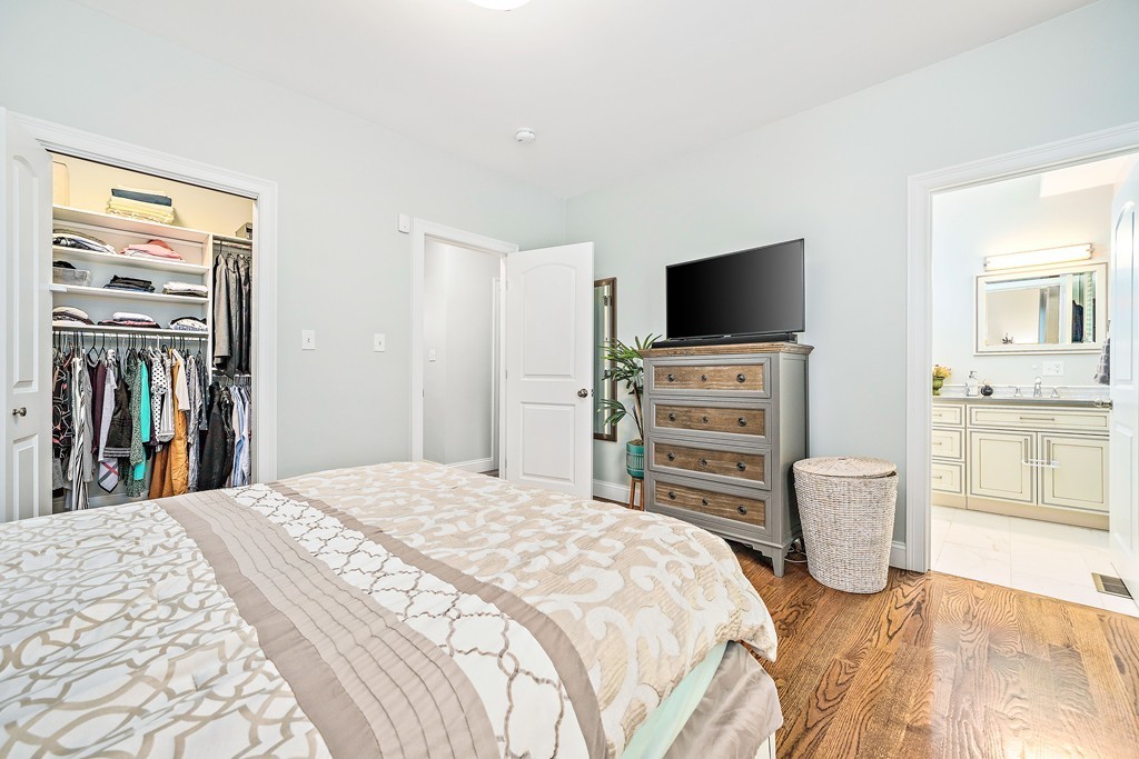 15 Ricker Road, Unit 1 Newton, MA 02458 - Photo 13 of 29 Gallery Image 13