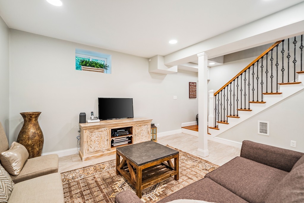 15 Ricker Road, Unit 1 Newton, MA 02458 - Photo 19 of 29 Gallery Image 19