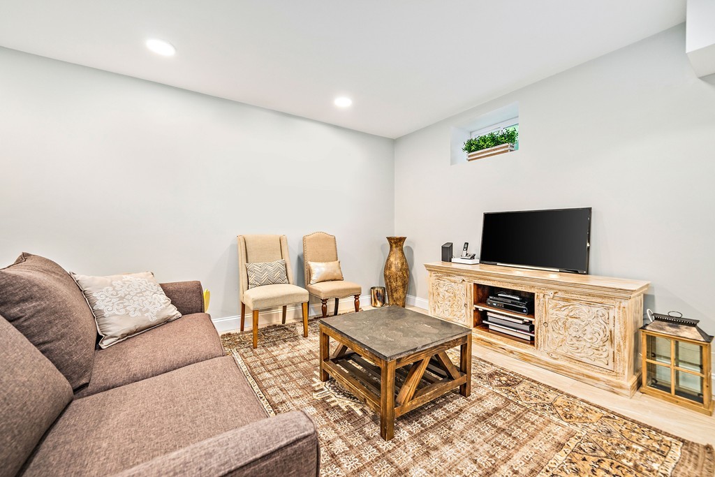 15 Ricker Road, Unit 1 Newton, MA 02458 - Photo 20 of 29 Gallery Image 20