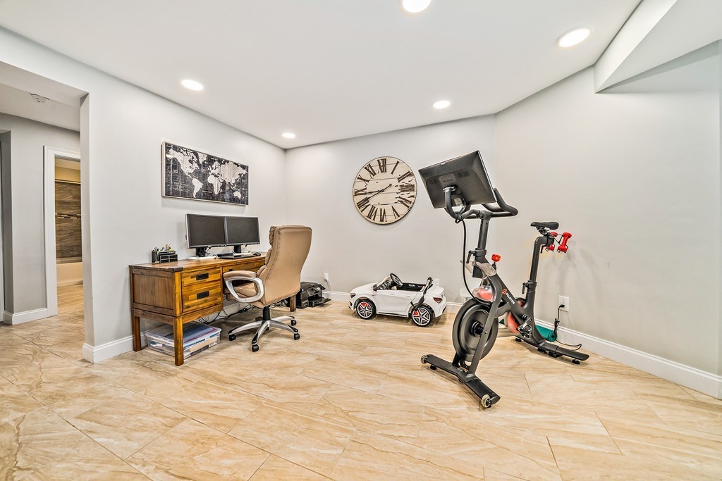 15 Ricker Road, Unit 1 Newton, MA 02458 - Photo 21 of 29 Gallery Image 21