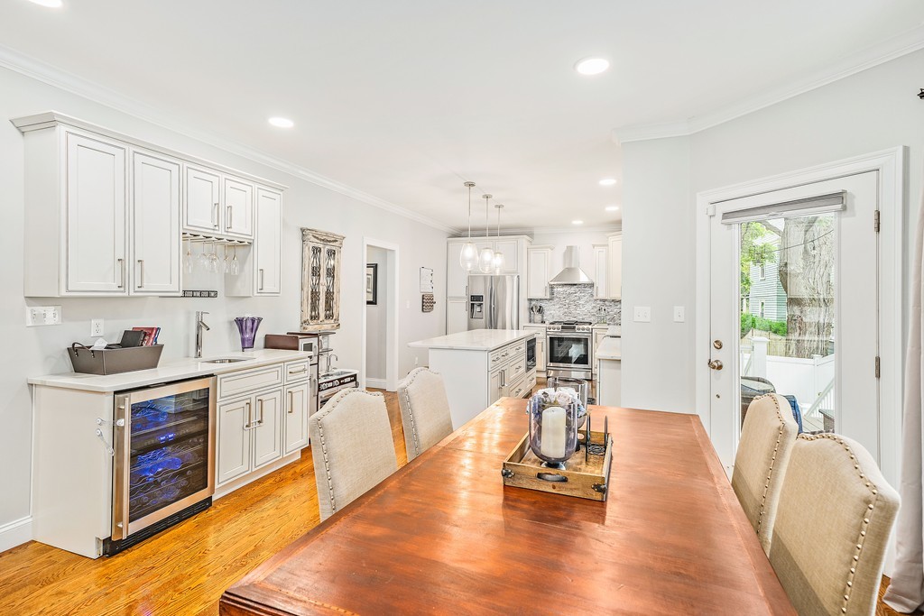 15 Ricker Road, Unit 1 Newton, MA 02458 - Photo 8 of 29 Gallery Image 8