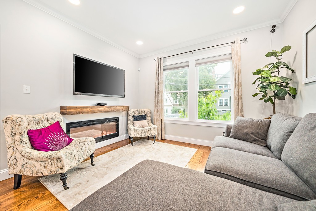 15 Ricker Road, Unit 1 Newton, MA 02458 - Photo 9 of 29 Gallery Image 9