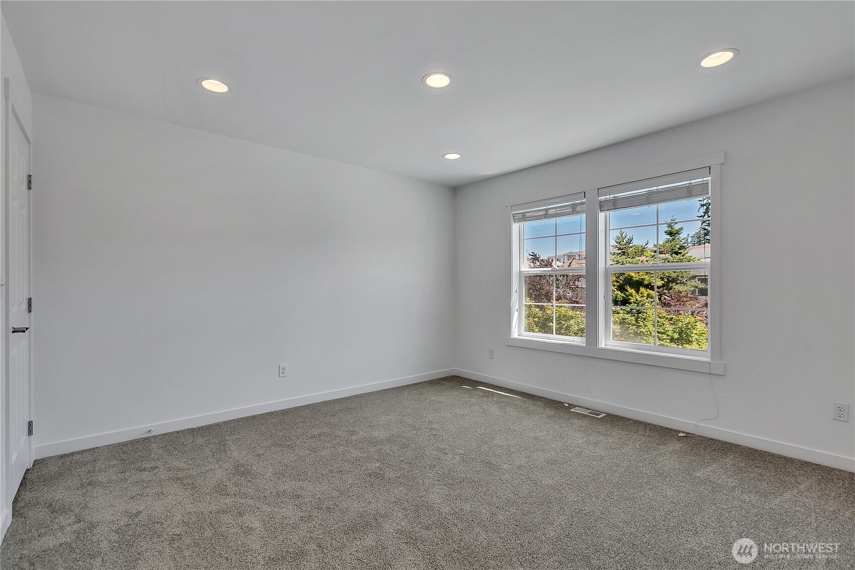 15022 38th Drive Southeast Bothell, WA 98012 - Photo 25 of 31 Gallery Image 25