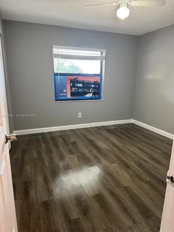 $1,500 | 617 Ixoria Avenue, Unit 19, Fort Pierce, FL 34982