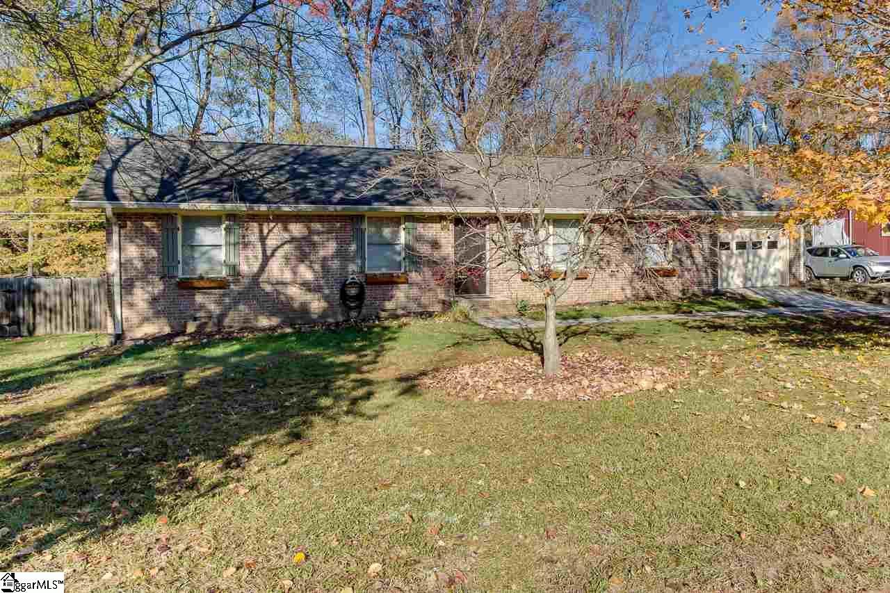 121 Montclair Road Mauldin, SC 29662 - Photo 2 of 32 Gallery Image 2