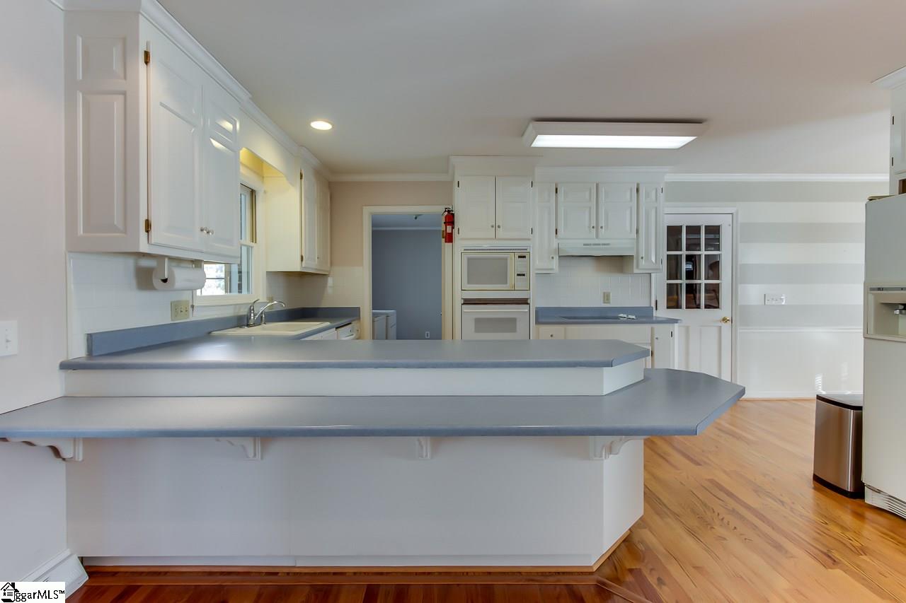 121 Montclair Road Mauldin, SC 29662 - Photo 11 of 32 Gallery Image 11