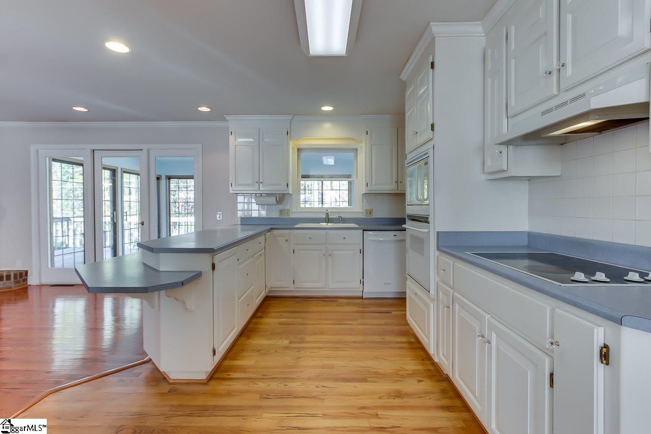 121 Montclair Road Mauldin, SC 29662 - Photo 14 of 32 Gallery Image 14