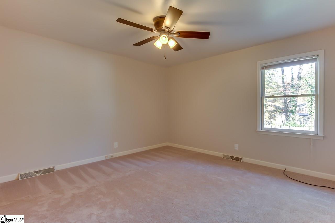 121 Montclair Road Mauldin, SC 29662 - Photo 23 of 32 Gallery Image 23