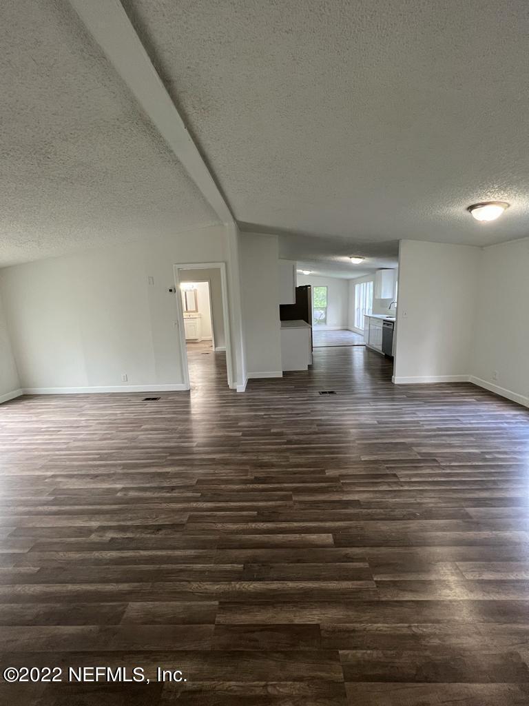 2380 Masters Road Middleburg, FL 32068 - Photo 11 of 20 3e2673d8-8f82-4ff4-b812-234607865a4c