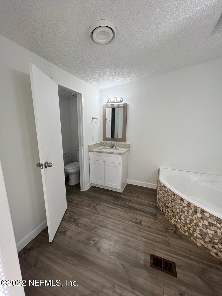 2380 Masters Road Middleburg, FL 32068 - Photo 14 of 20 412d8f3e-bd24-44a7-be6c-2ee3d116c4c6