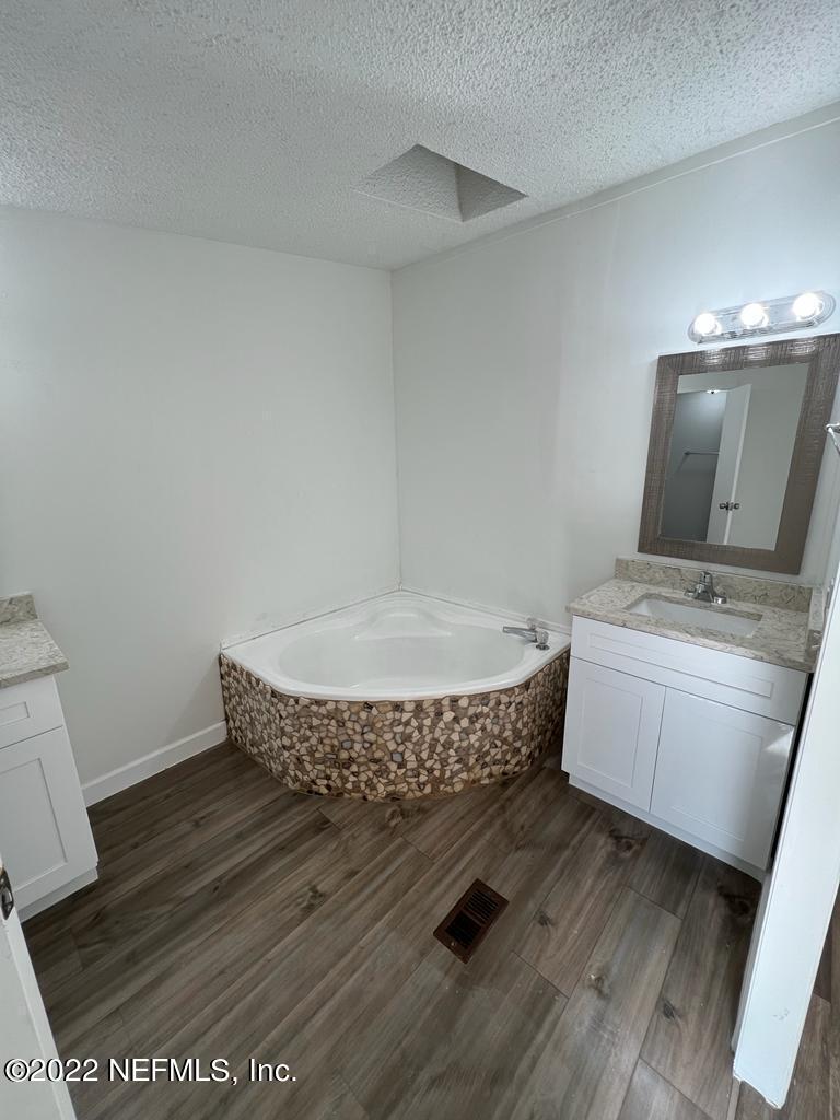2380 Masters Road Middleburg, FL 32068 - Photo 15 of 20 3412a936-7ec0-4ef0-8eb4-18d95cfbb96e
