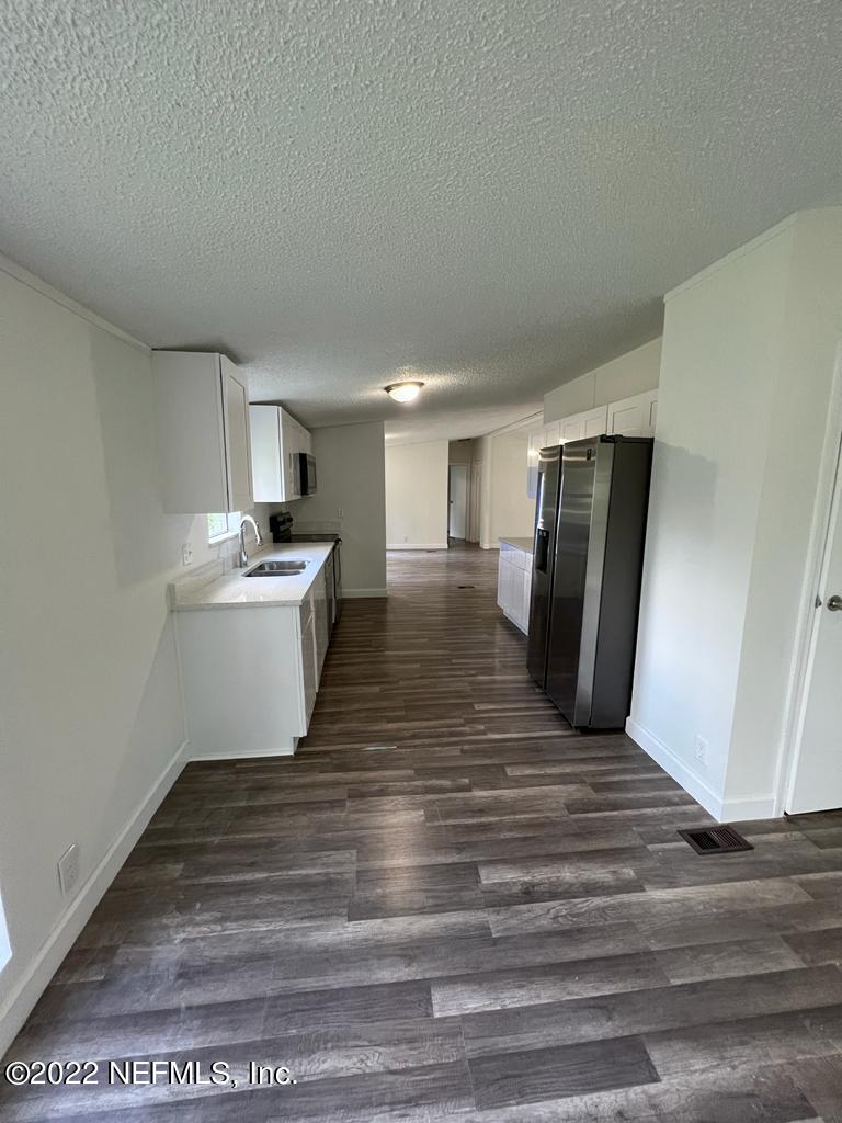 2380 Masters Road Middleburg, FL 32068 - Photo 8 of 20 f90ec836-f090-46fa-a6c7-fb7f93d12c68
