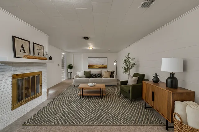 $270,000 | 990 Hassan Street Southeast, Hutchinson, MN 55350