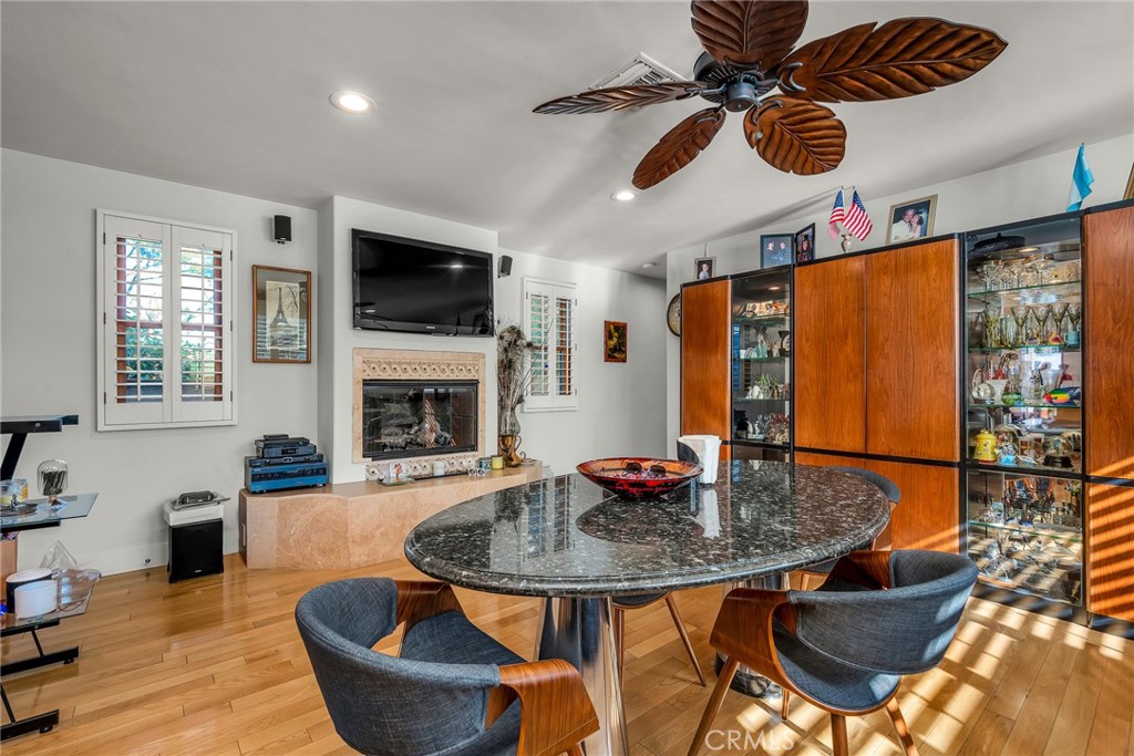 236 8th Street Seal Beach, CA 90740 - Photo 15 of 31