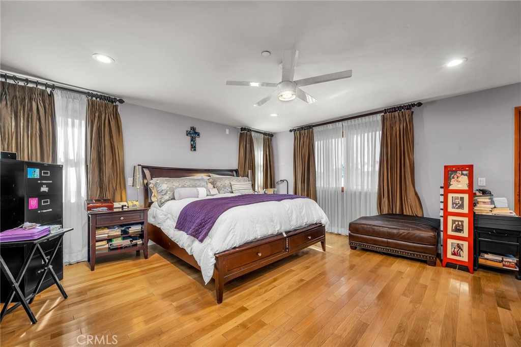 236 8th Street Seal Beach, CA 90740 - Photo 19 of 31