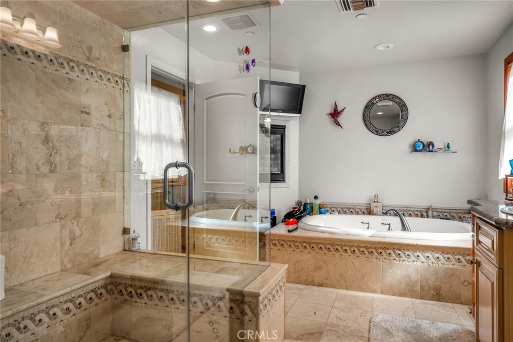 236 8th Street Seal Beach, CA 90740 - Photo 21 of 31