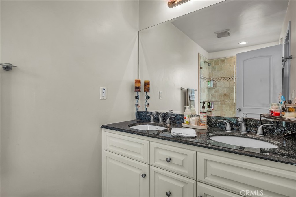 236 8th Street Seal Beach, CA 90740 - Photo 23 of 31