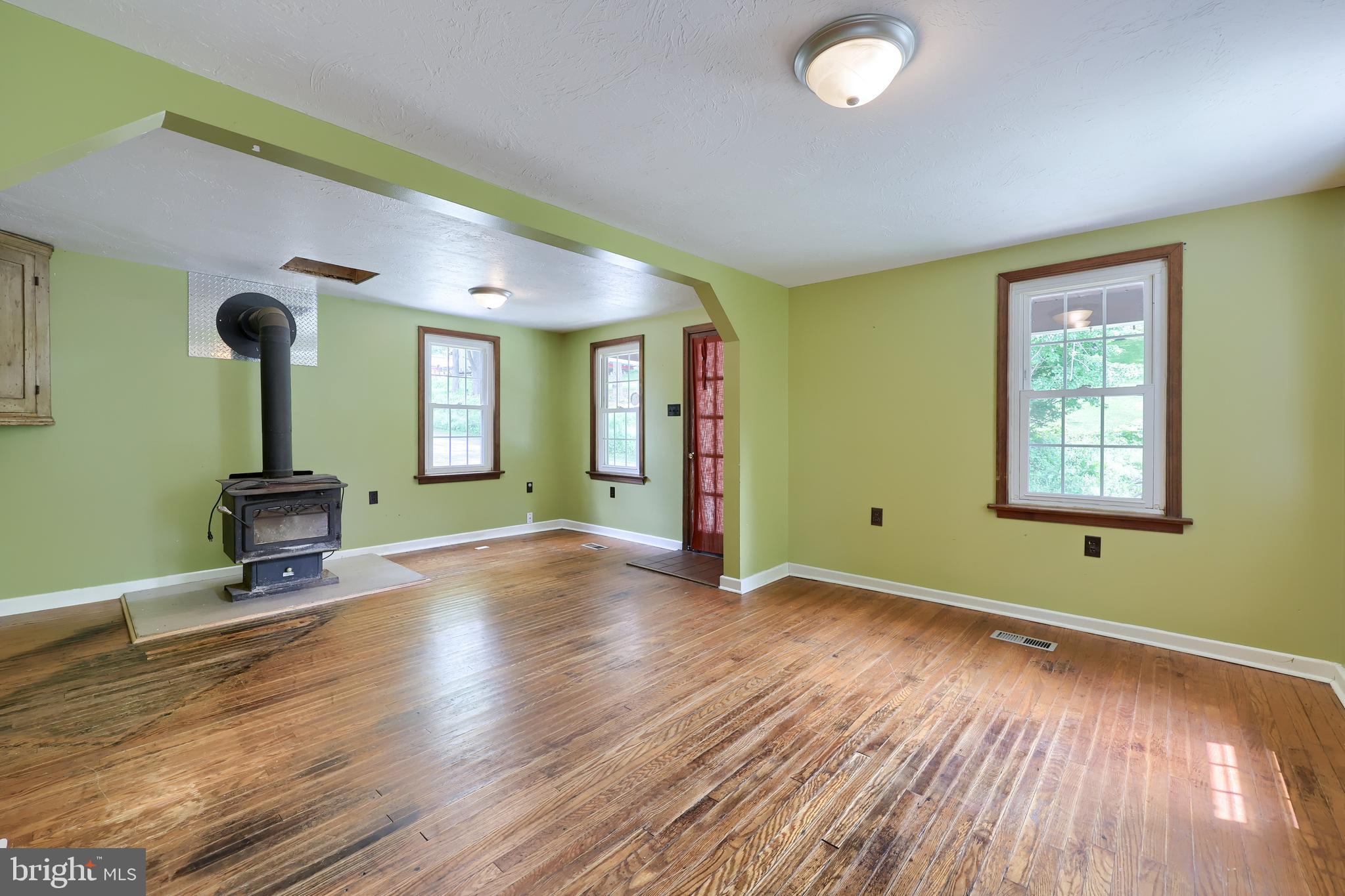 1160 Canadochly Road York, PA 17406 - Photo 5 of 44 Gallery Image 5