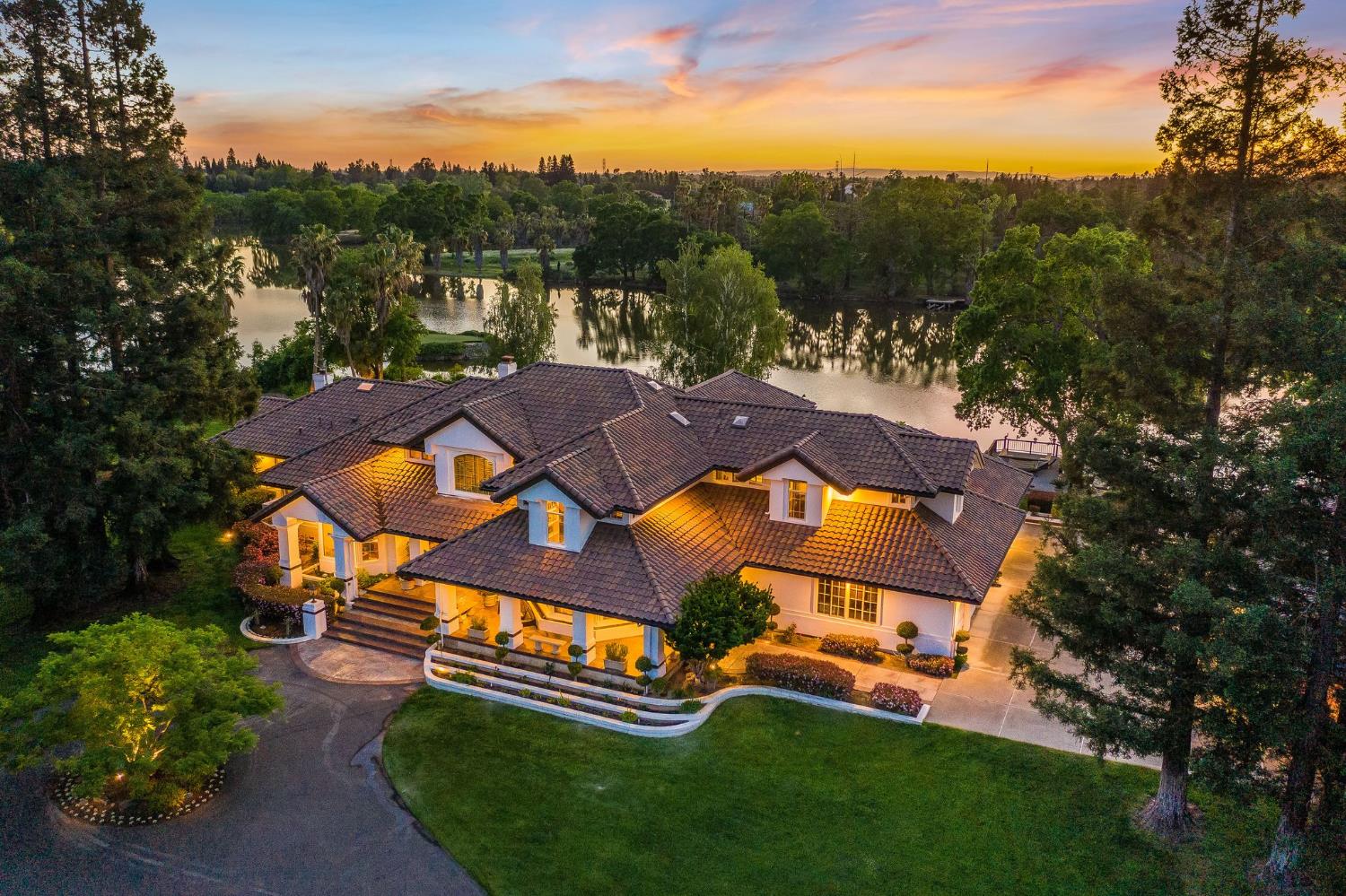 10676 Wilton Road Elk Grove, CA 95624 - Photo 3 of 71