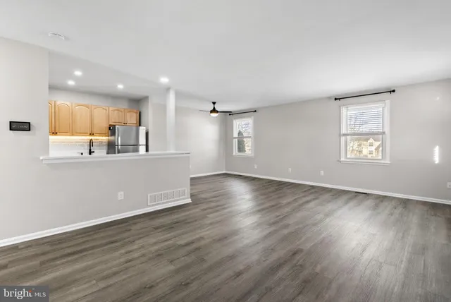 $2,000 | 191 William Penn Drive, Unit 191, Eagleville, PA 19403