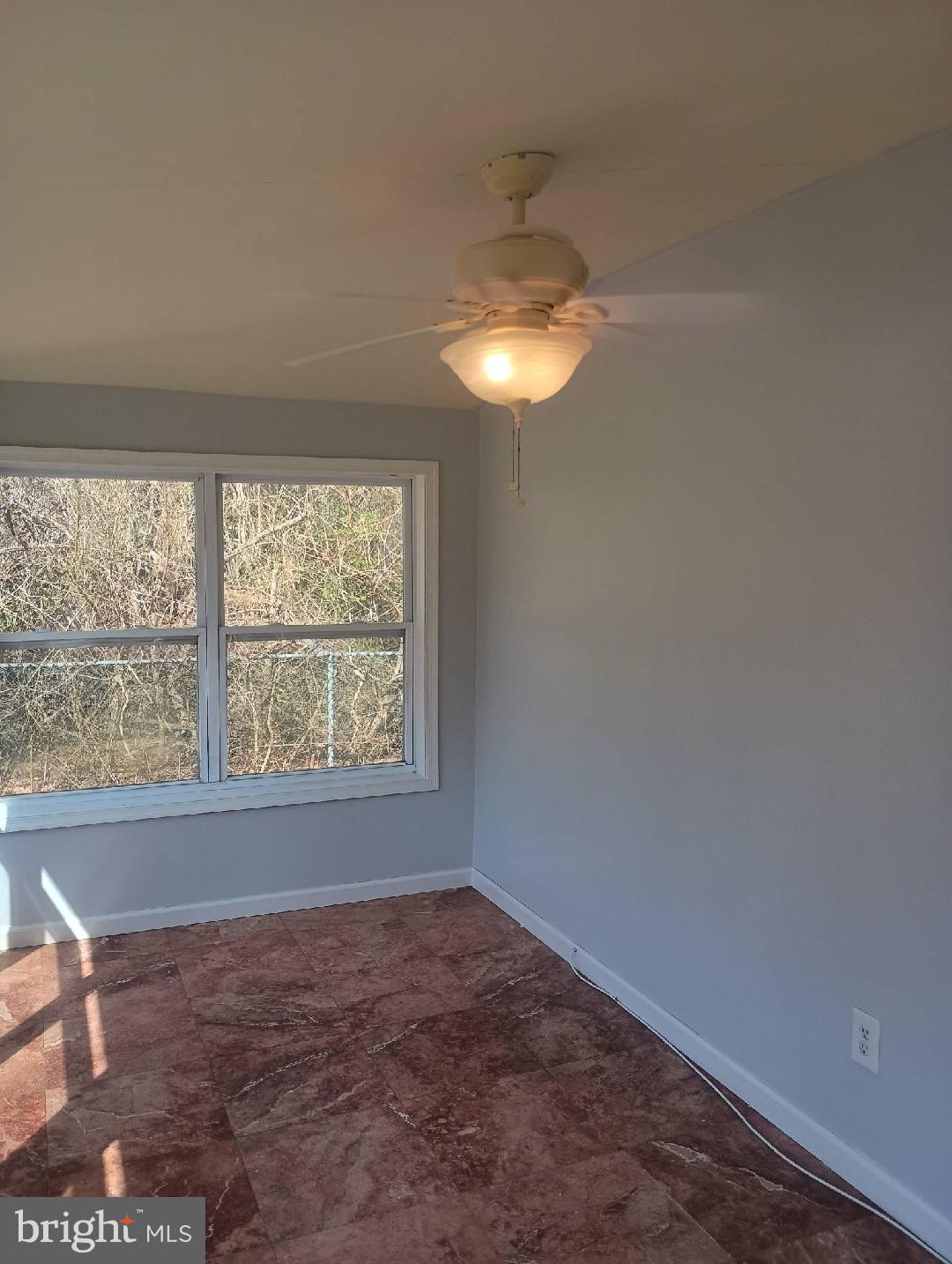 138 Jute Road Millville, NJ 08332 - Photo 3 of 12 Bright and airy room with nature views.