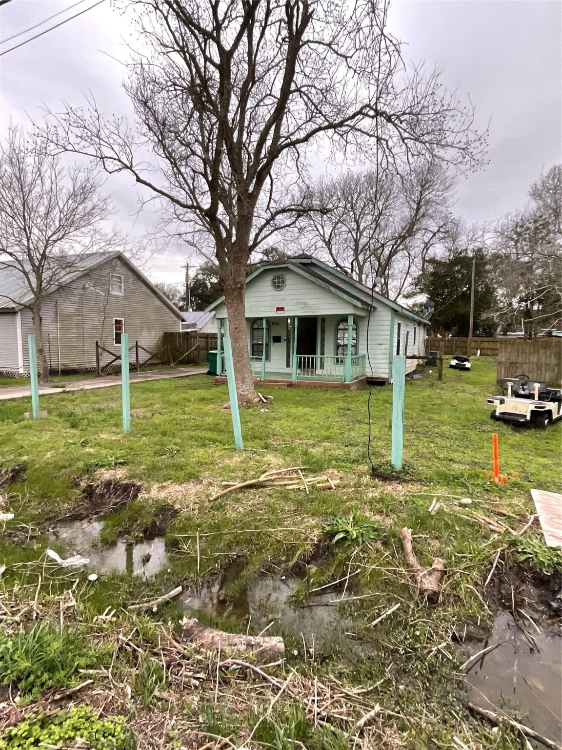 624 Rosedale Street La Marque, TX 77568 - Photo 2 of 32