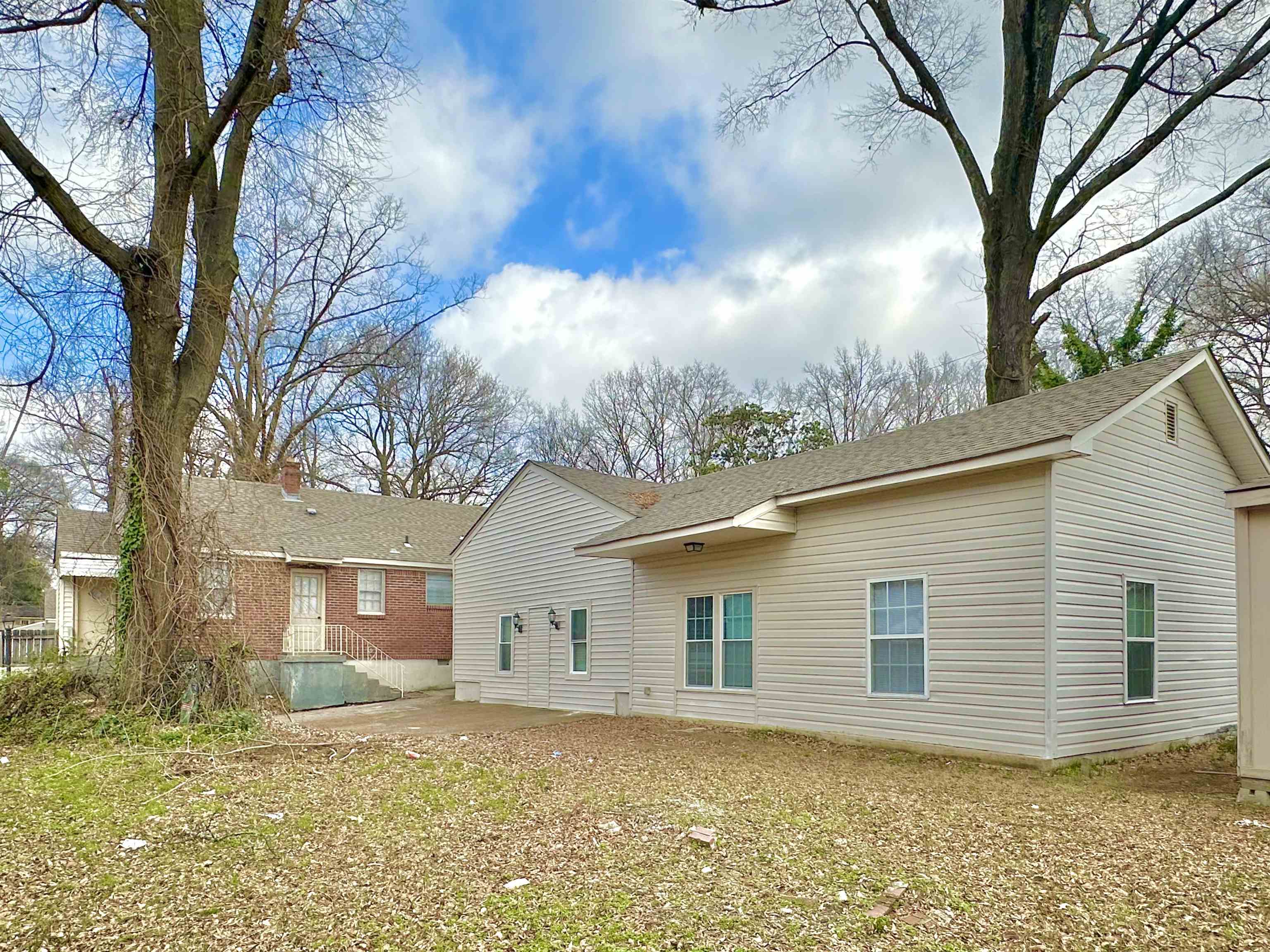 2195 Carnes Avenue Memphis, TN 38114 - Photo 1 of 30