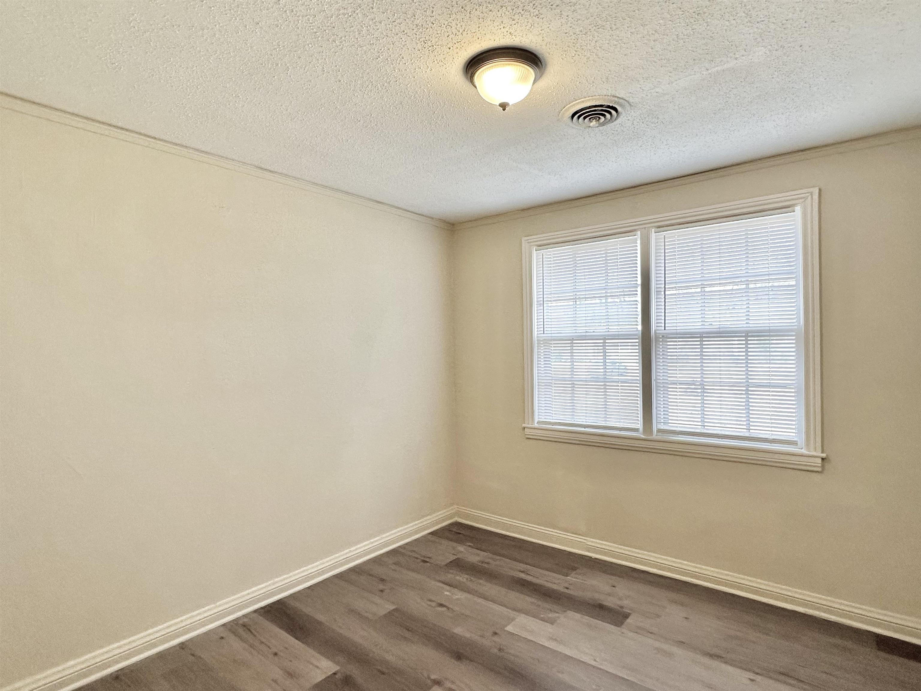 2195 Carnes Avenue Memphis, TN 38114 - Photo 6 of 30