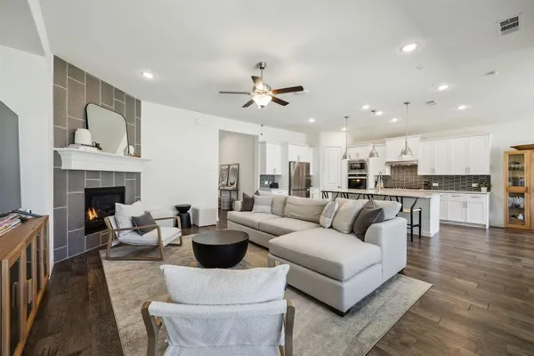 $3,295 | 2812 Quill Lane, Northlake, TX 76247