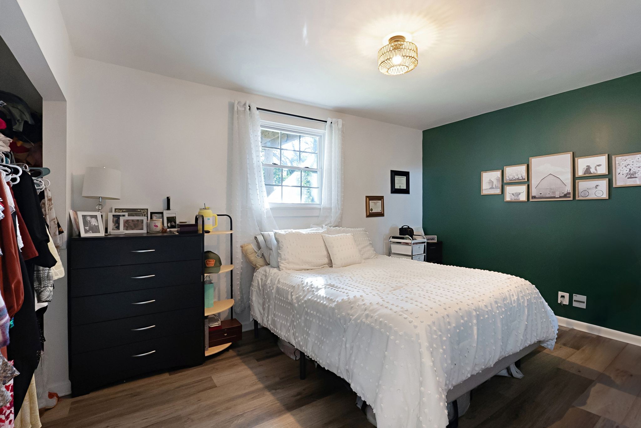 302 Dupont Avenue Madison, TN 37115 - Photo 20 of 36 a bedroom with a bed and a window
